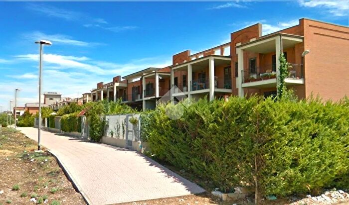 Casa con 6 locali in vendita in Via Antonio Rosiello, Foggia