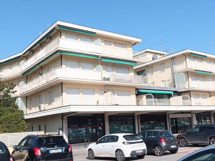 Appartamento trilocale in affitto in Piazza Andrea Costa, Centro, Cervia