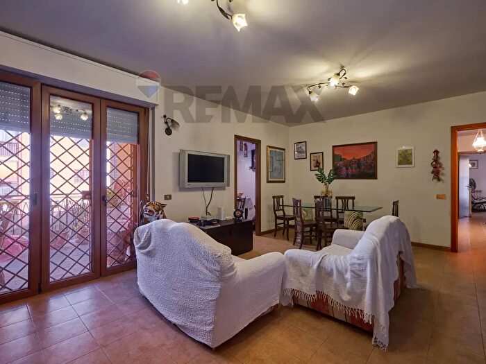 Appartamento quadrilocale in vendita in RR Ponte GaleriaLa Pisana, Roma