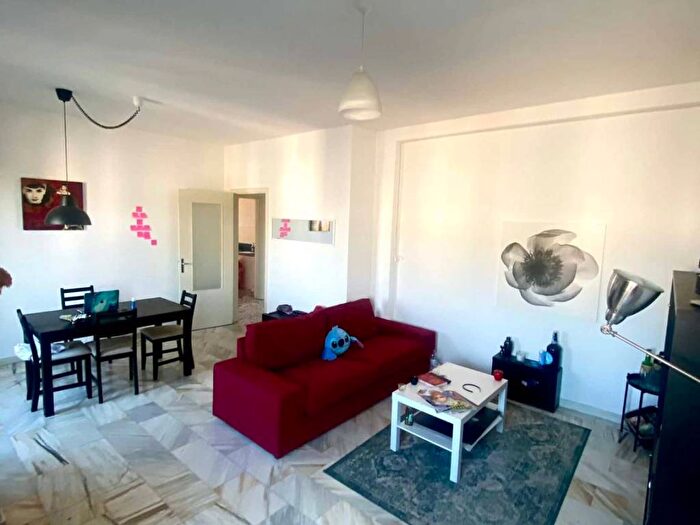 Appartamento trilocale in affitto in Via Vigilio Inama, Città Studi, Milano
