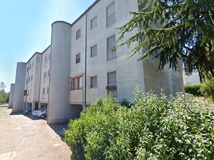 Appartamento quadrilocale in vendita in Via Benvenuto Cellini Snc, Rende