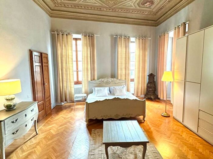 Appartamento con 6 locali in affitto in Via Giuseppe Verdi, Signoria Uffizi, Firenze