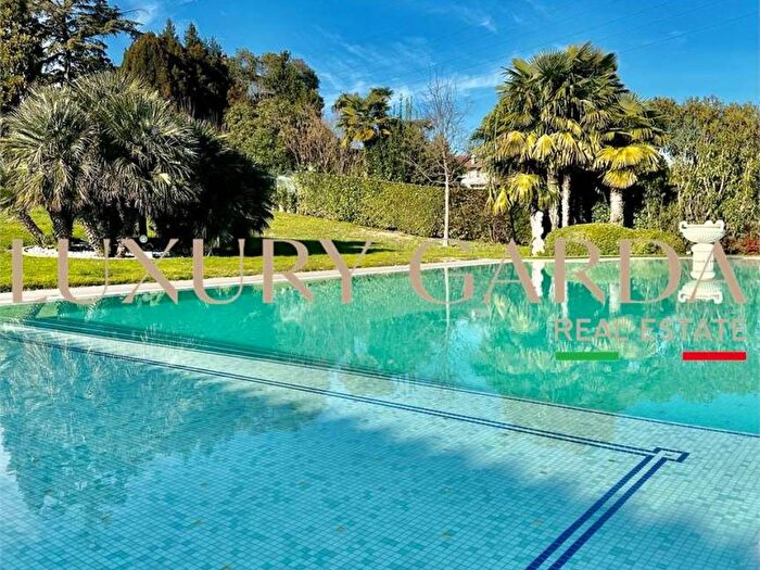 Casa con 6 locali in affitto in Desenzano Centro, Desenzano del Garda