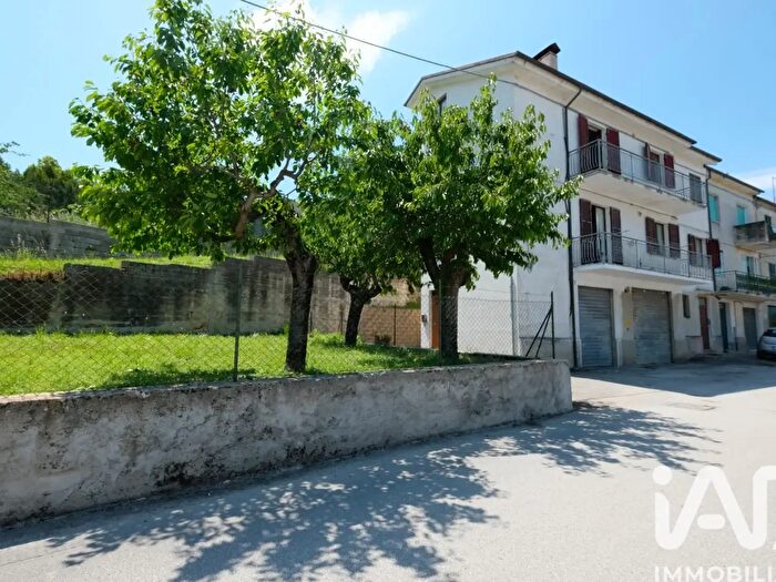 Casa con 10 locali in vendita in Viale Gaspare Spontini B, Cupramontana