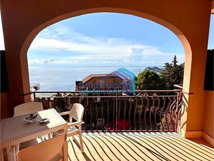 Appartamento trilocale in vendita in Chianchierini, Letojanni