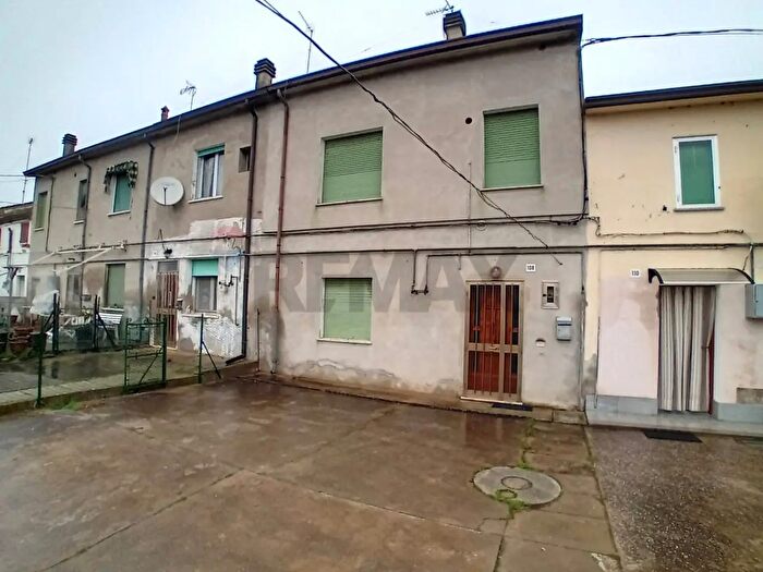 Appartamento con 5 locali in vendita in Riva del Po