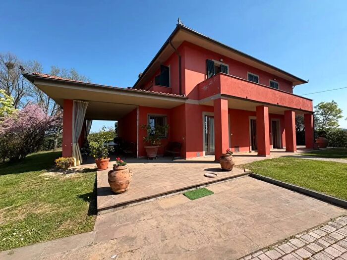 Casa con 8 locali in vendita in dei Praticelli, Castelfiorentino