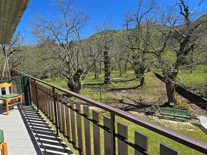 Appartamento bilocale in vendita in Montecreto
