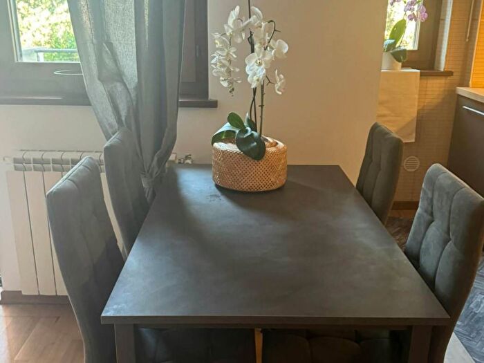 Appartamento trilocale in affitto in Via Demostene, Casal Palocco, Roma