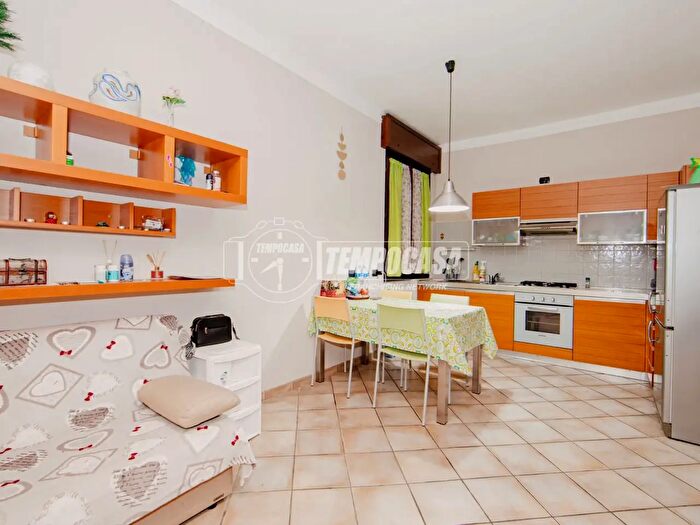 Appartamento bilocale in vendita in Corso Giuseppe Garibaldi Rovereto, Vigevano