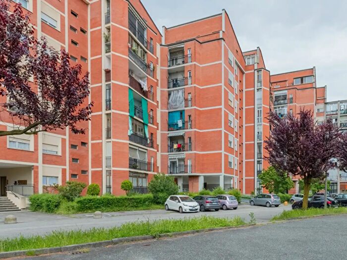 Appartamento trilocale in vendita in Via delle Pervinche, Torino