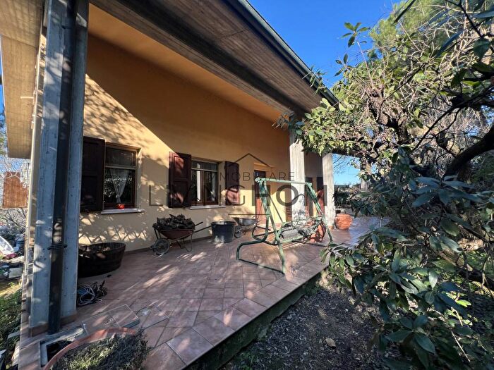 Casa con 6 locali in vendita in Via San Mauro, Cesena