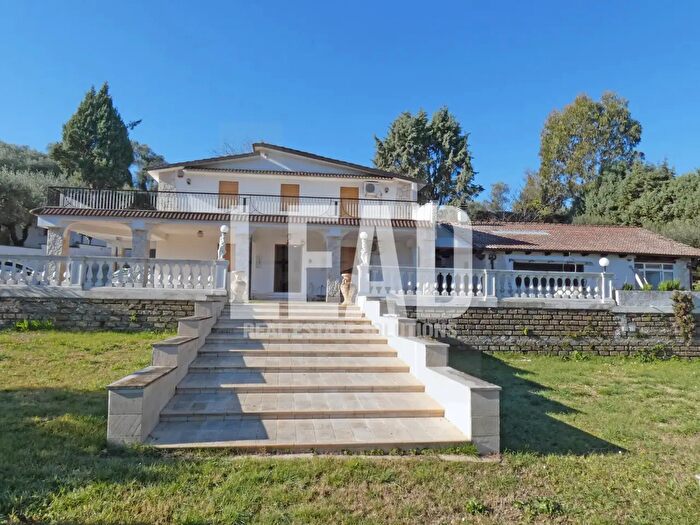 Casa con 8 locali in vendita in Strada della Mossa, Campagnano Di Roma