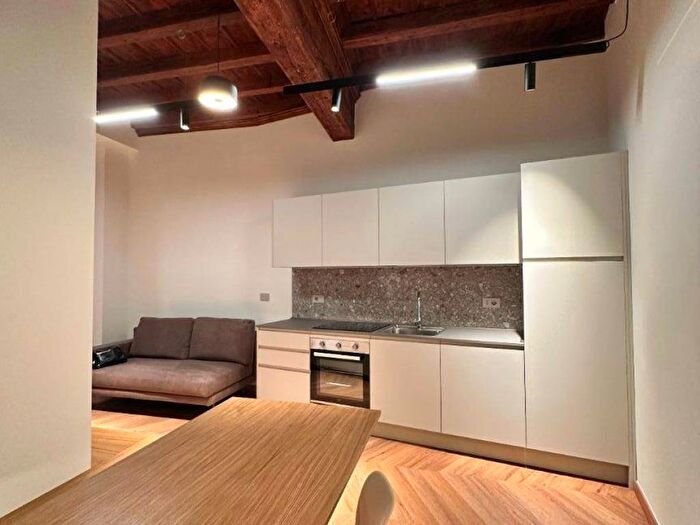 Appartamento bilocale in affitto in Via Roma, Centro Storico, Cuneo