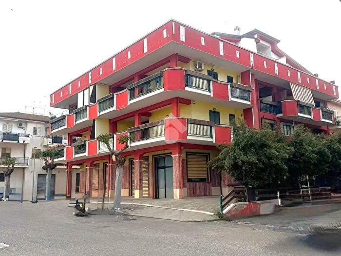 Appartamento trilocale in vendita in Via Albania, CoriglianoRossano