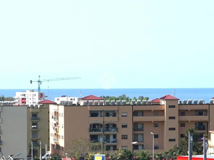 Appartamento trilocale in vendita in Piazza del Maestrale, Salerno