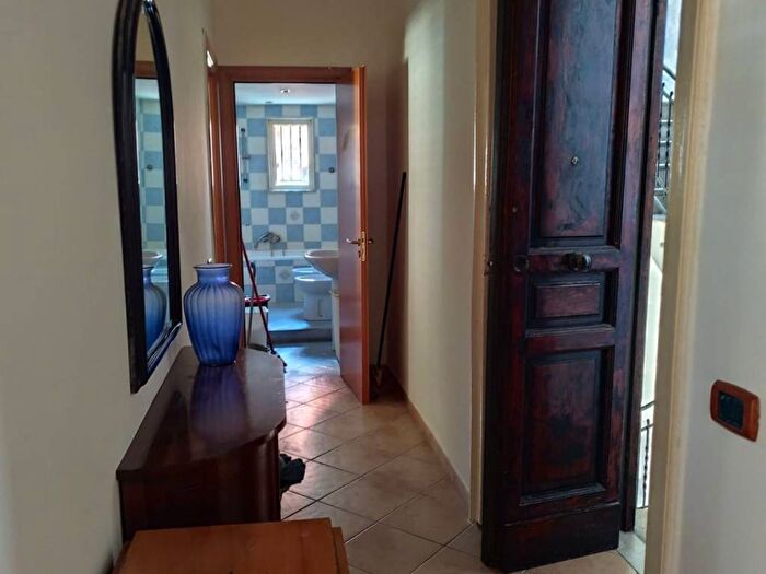 Appartamento bilocale in affitto in Via Cicerone, Bagnoli, Napoli