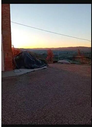 Casa trilocale in vendita in Strada Garera, Costigliole DAsti