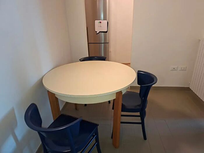 Appartamento trilocale in affitto in Palaia