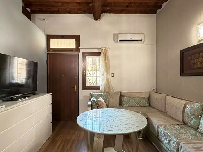 Appartamento trilocale in vendita in Via dei Renai, Signa