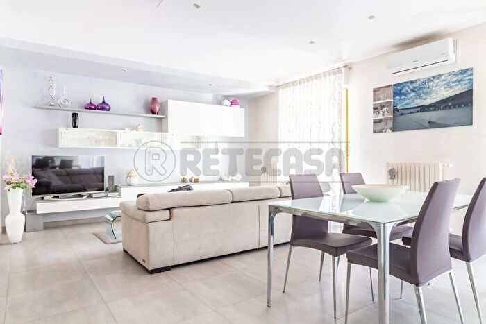 Appartamento trilocale in vendita in Via Vecchia Corato C, Bisceglie