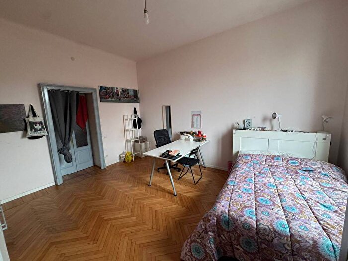 Appartamento trilocale in affitto in Via Casoretto, Casoretto, Milano