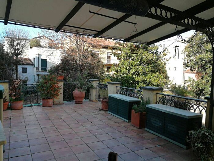 Appartamento con 5 locali in affitto in Via Roma, Piazze Duomo, Padova