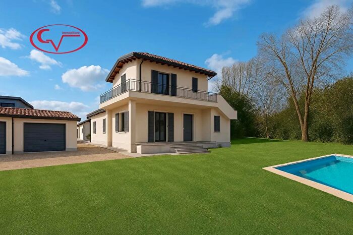 Casa in vendita in Loro Ciuffenna