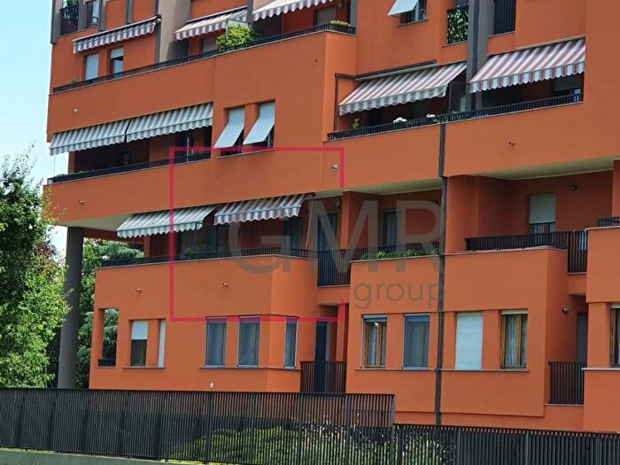 Appartamento monolocale in affitto in Via Ciro Menotti, Flora, Legnano