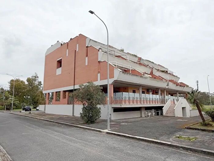 Appartamento bilocale in vendita in Via Tremiti, Latina
