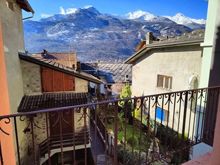 Case in Vendita e in Affitto - 2