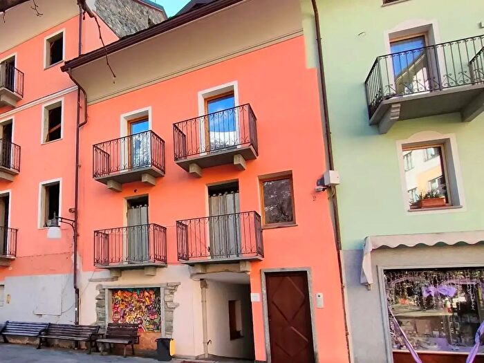 Appartamento bilocale in vendita in Via Chanoux, Saint Vincent