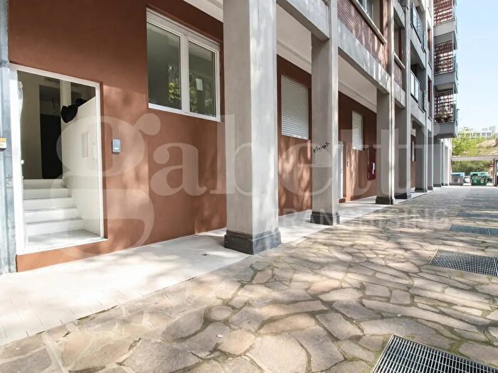 Appartamento bilocale in vendita in Viale della Repubblica, Bologna