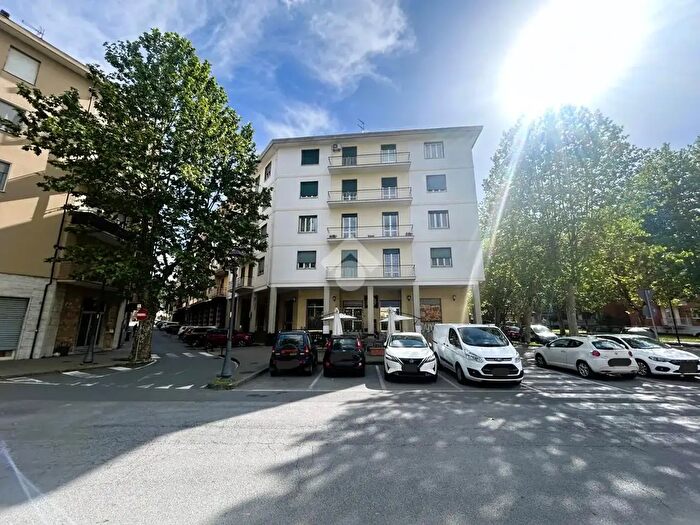 Appartamento trilocale in vendita in Viale Italia, Arquata Scrivia