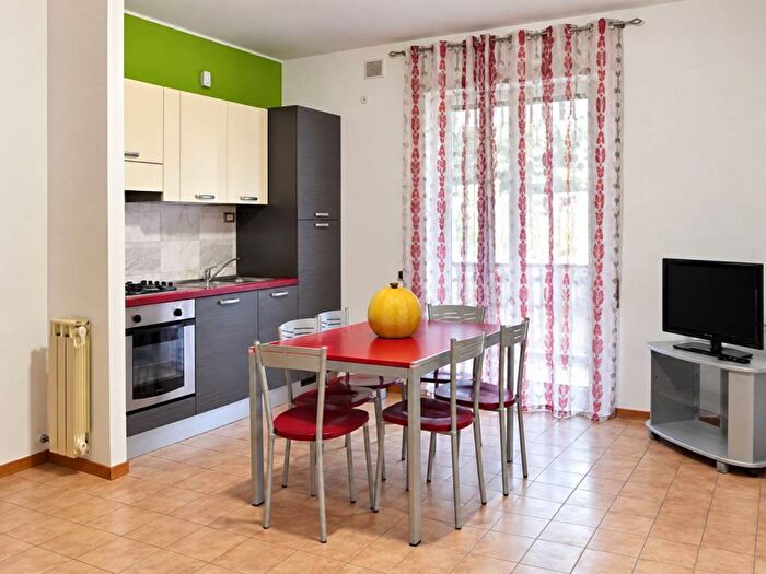 Appartamento trilocale in affitto in Via Alfonso Marchesani, Vasto Marina, Vasto