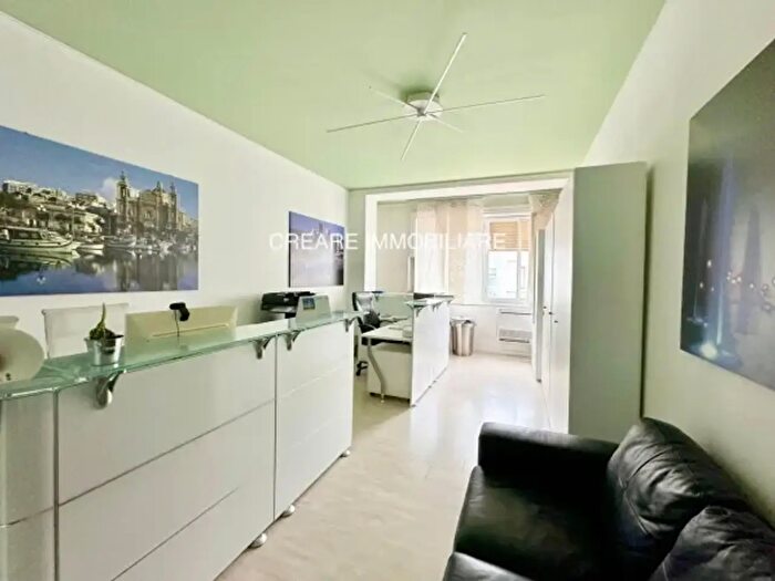 Appartamento con 5 locali in vendita in Via Ruggero Boscovich, Milano