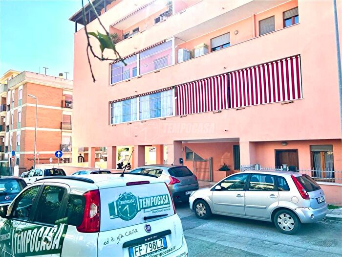 Appartamento trilocale in vendita in Via Santa Costanza, Civitavecchia