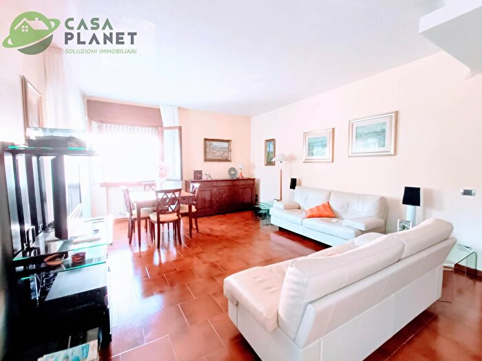 Casa con 9 locali in vendita in Via Ronzinella, Mogliano Veneto