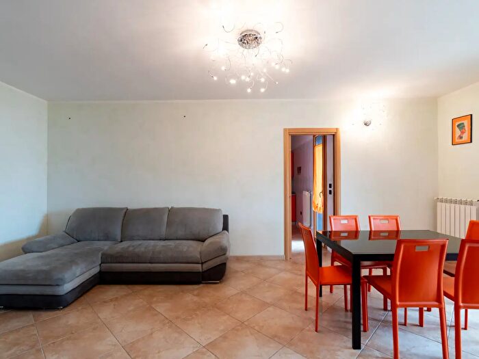 Appartamento trilocale in vendita in Via Domenico Acclavio, Lecce