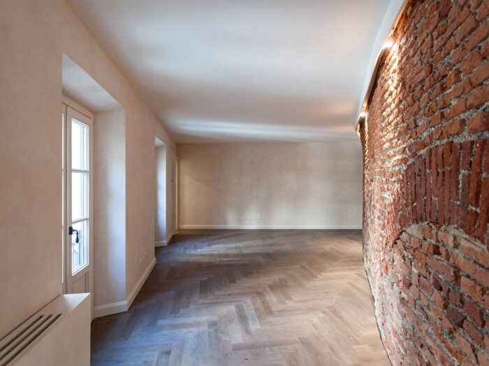 Appartamento quadrilocale in affitto in Via Lanzone, SantAmbrogio, Milano