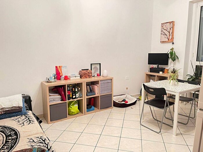 Appartamento monolocale in affitto in Via dei Guarneri, Vigentino Fatima, Milano