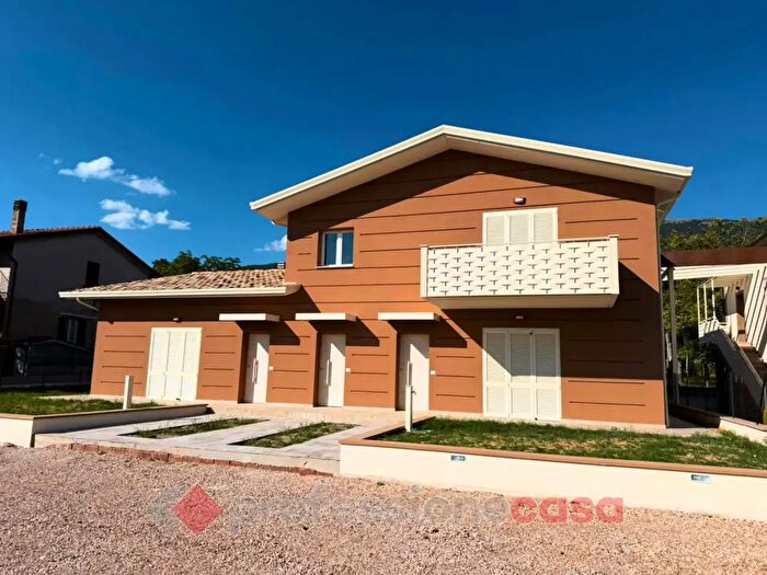 Appartamento trilocale in vendita in Via del Sacro Tugurio, Assisi