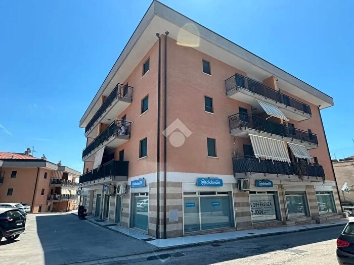 Appartamento trilocale in affitto in Strada Provinciale Conca Casale, Venafro