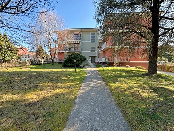 Appartamento quadrilocale in vendita in Via dei Fiori, Romano Canavese