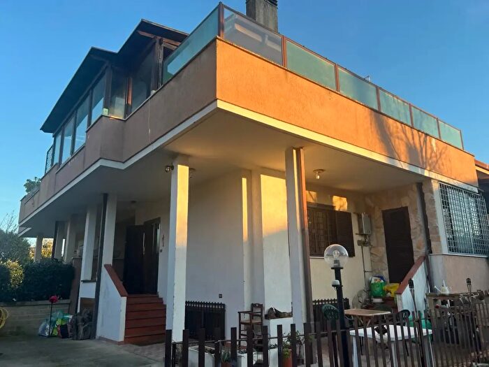 Casa con 5 locali in vendita in Via Giovan Battista Lulli, Cerveteri