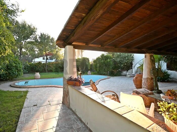 Casa quadrilocale in vendita in Via Ibiza, Quartu SantElena