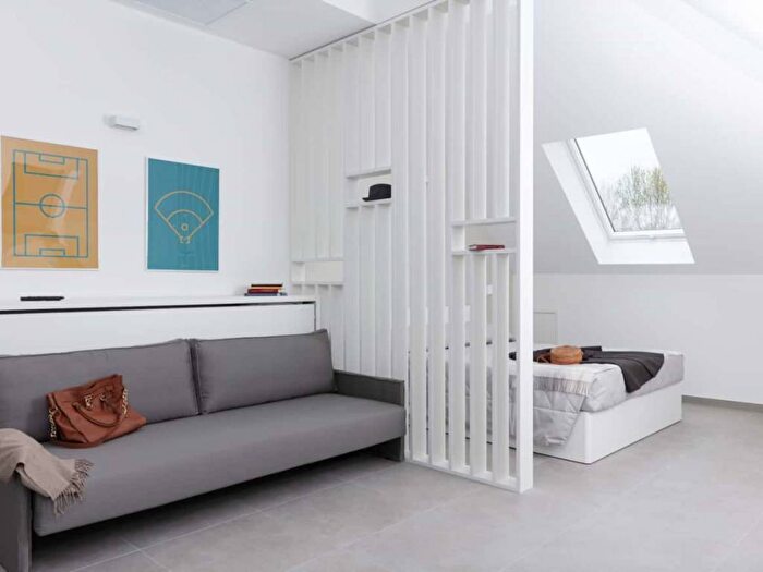 Appartamento bilocale in affitto in Viale Cirene, Porta Romana Medaglie dOro, Milano