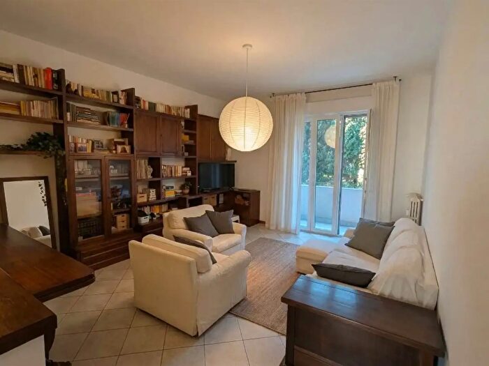 Appartamento quadrilocale in vendita in Via Amendola, Scandicci