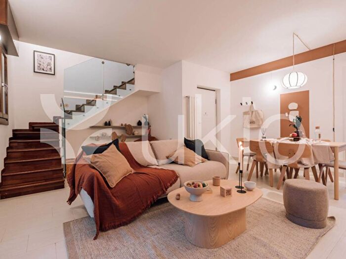 Appartamento trilocale in affitto in Isola, Milano