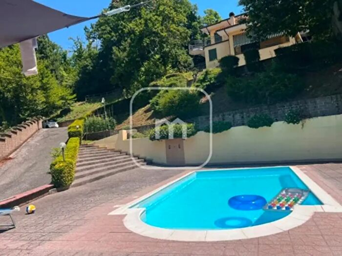 Casa con 6 locali in vendita in Via Rodi, Palestrina